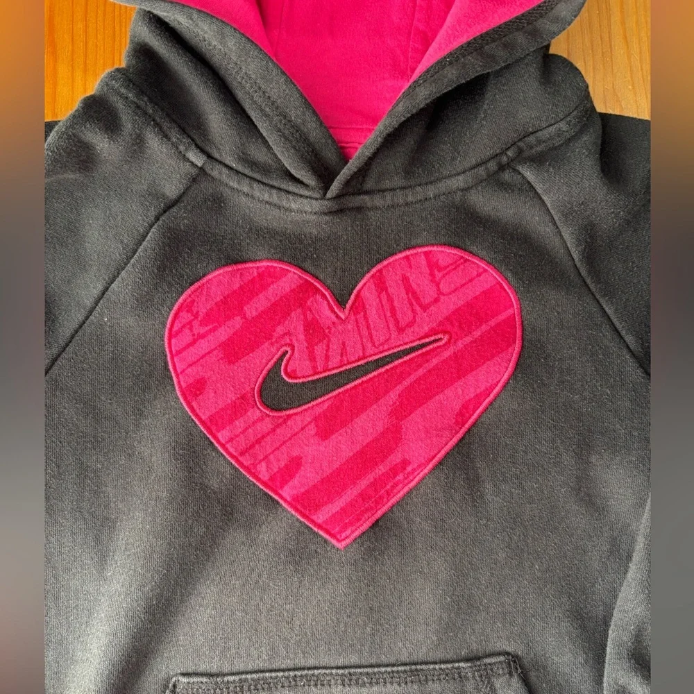 Nike 55% been pet